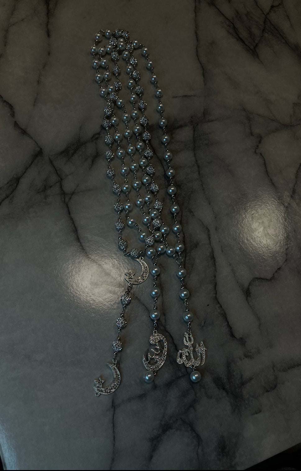 Arabic pearl necklace